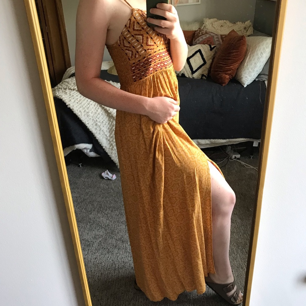 beautiful maxi dress with slit